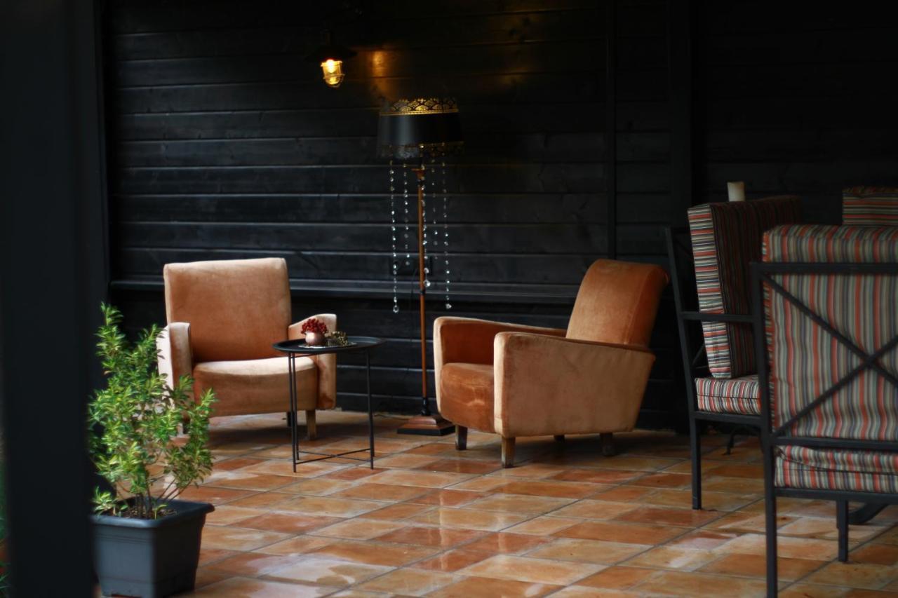 Hotel Უცხო-Utskho Telavi Extérieur photo
